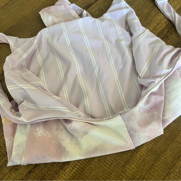 Roxy Womens Sea & Waves Reversible One Piece Swimsuit - Picture 8 of 9